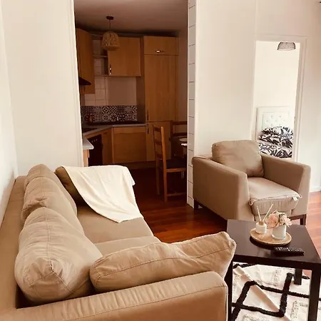 Appartement 2 Chambres Avec Parking Prive Gratuit Dijon Exterior photo